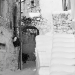 Centro storico di San Giovanni Rotondo: arco innevato